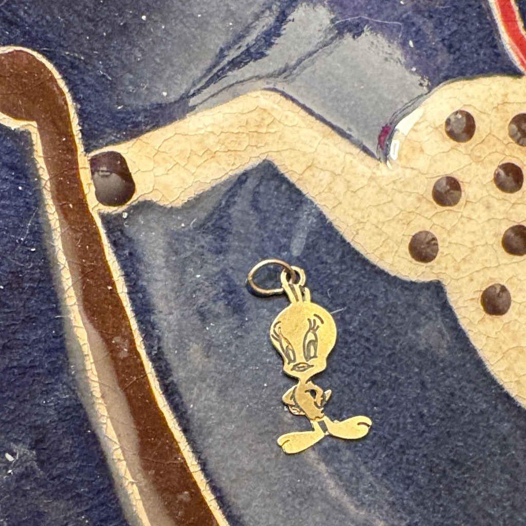 14k Gold Tweety Pie Pendant 125$
